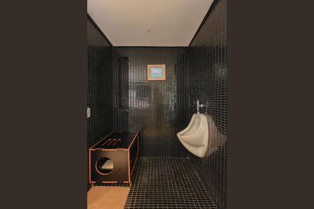 Apartamento à venda com 162m², 2 quartos e 3 vagas Apartamento à venda com 162m², 2 quartos e 3 vagasBanheiro da Suíte 1