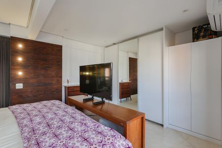 Apartamento à venda com 162m², 2 quartos e 3 vagas Apartamento à venda com 162m², 2 quartos e 3 vagasSuíte 1