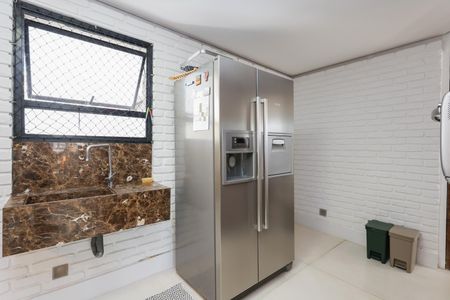 Apartamento à venda com 162m², 2 quartos e 3 vagas Apartamento à venda com 162m², 2 quartos e 3 vagasCozinha