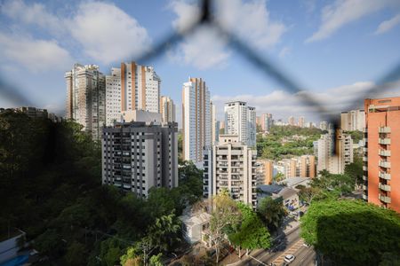 Apartamento à venda com 162m², 2 quartos e 3 vagas Apartamento à venda com 162m², 2 quartos e 3 vagasVista da Suíte 1