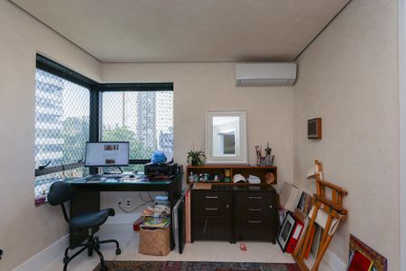 Apartamento à venda com 162m², 2 quartos e 3 vagas Apartamento à venda com 162m², 2 quartos e 3 vagasSuíte 2