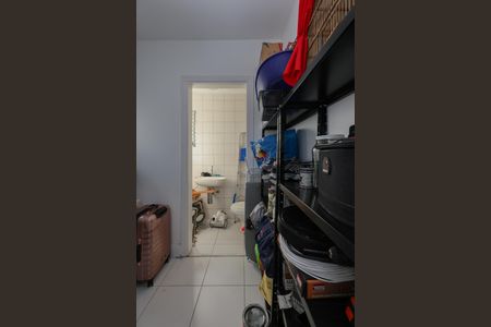 Apartamento à venda com 162m², 2 quartos e 3 vagas Apartamento à venda com 162m², 2 quartos e 3 vagasÁrea de Serviço