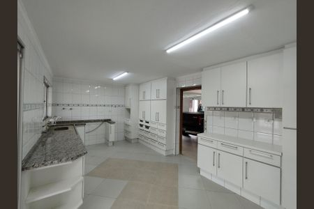 Casa à venda com 700m², 4 quartos e 8 vagasÁrea comum - Salão de festas