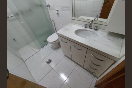 Casa à venda com 700m², 4 quartos e 8 vagasBanheiro Social 2