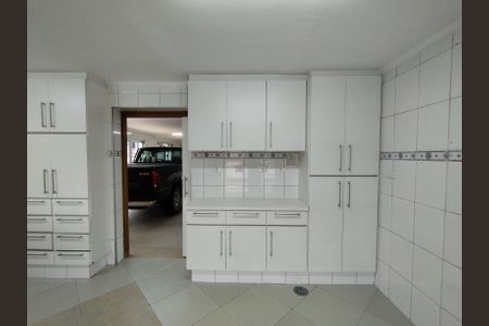 Casa à venda com 700m², 4 quartos e 8 vagasÁrea comum - Salão de festas