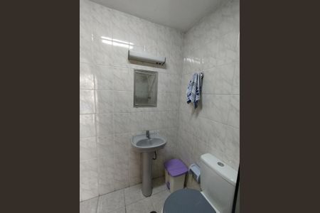 Casa à venda com 700m², 4 quartos e 8 vagasBanheiro Social