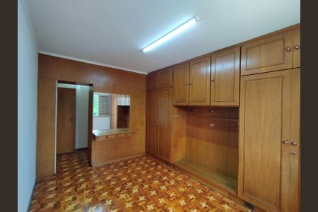 Casa à venda com 700m², 4 quartos e 8 vagasSuíte