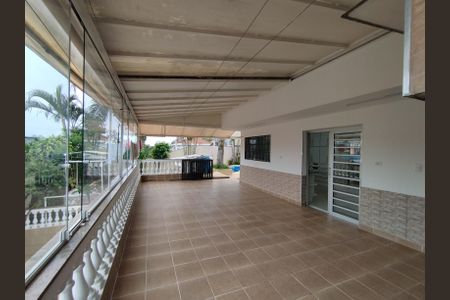 Casa à venda com 700m², 4 quartos e 8 vagasVaranda
