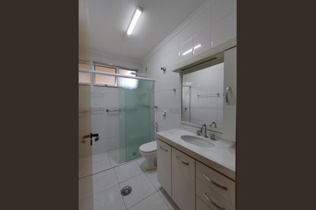 Casa à venda com 700m², 4 quartos e 8 vagasBanheiro Social 2