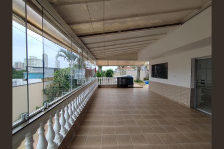 Casa à venda com 700m², 4 quartos e 8 vagasVaranda