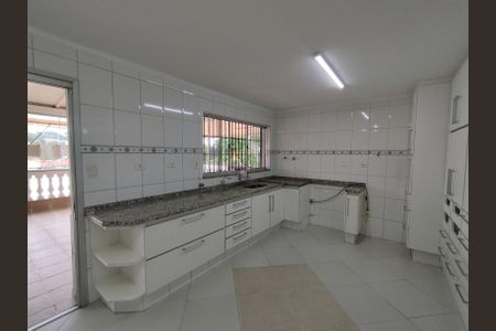 Casa à venda com 700m², 4 quartos e 8 vagasÁrea comum - Salão de festas