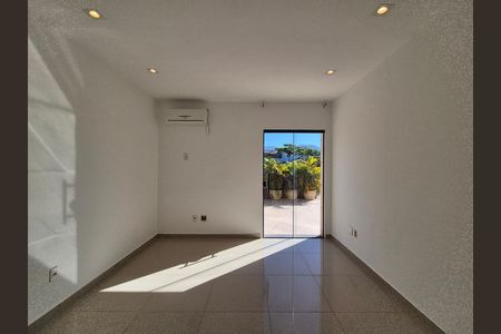 Apartamento para alugar com 205m², 3 quartos e 3 vagas Apartamento para alugar com 205m², 3 quartos e 3 vagasQuarto 2
