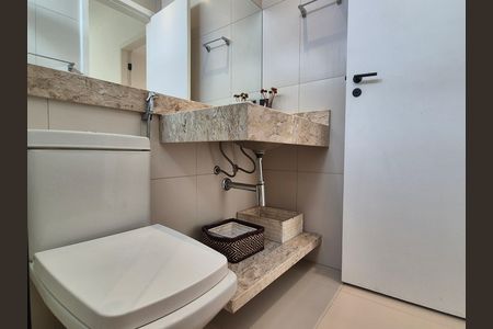 Apartamento para alugar com 205m², 3 quartos e 3 vagas Apartamento para alugar com 205m², 3 quartos e 3 vagasBanheiro
