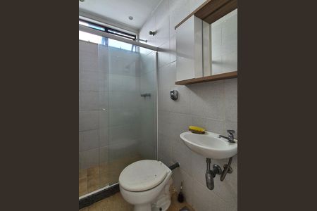 Apartamento para alugar com 205m², 3 quartos e 3 vagas Apartamento para alugar com 205m², 3 quartos e 3 vagasBanheiro de serviço
