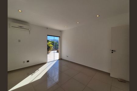 Apartamento para alugar com 205m², 3 quartos e 3 vagas Apartamento para alugar com 205m², 3 quartos e 3 vagasQuarto 2