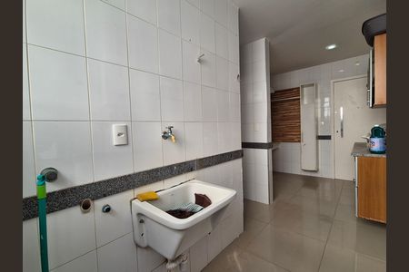 Apartamento para alugar com 205m², 3 quartos e 3 vagas Apartamento para alugar com 205m², 3 quartos e 3 vagasÁrea de Serviço