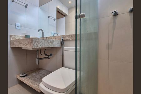 Apartamento para alugar com 205m², 3 quartos e 3 vagas Apartamento para alugar com 205m², 3 quartos e 3 vagasBanheiro da Suíte