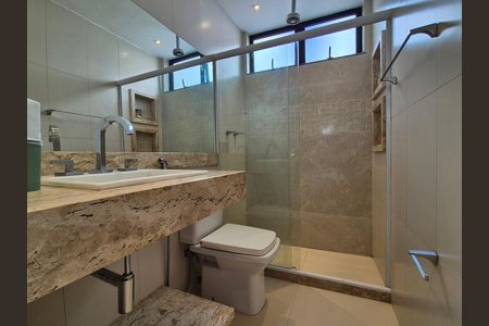 Apartamento para alugar com 205m², 3 quartos e 3 vagas Apartamento para alugar com 205m², 3 quartos e 3 vagasBanheiro da Suíte