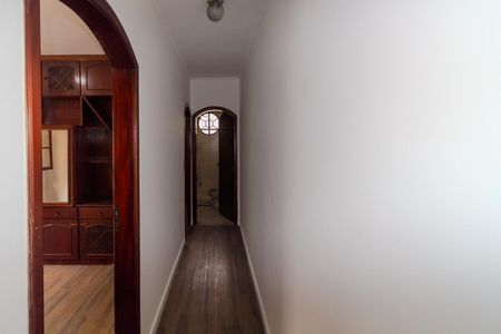 Casa para alugar com 152m², 3 quartos e 2 vagasCorredor 