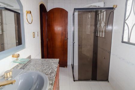 Casa para alugar com 152m², 3 quartos e 2 vagasBanheiro da Suíte