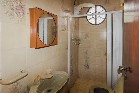 Casa para alugar com 152m², 3 quartos e 2 vagasBanheiro social