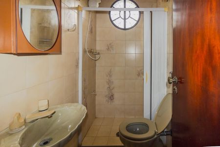 Casa para alugar com 152m², 3 quartos e 2 vagasBanheiro social