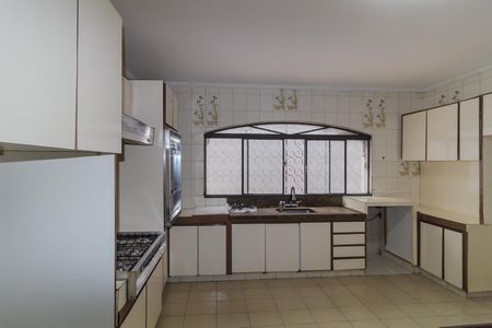 Casa para alugar com 152m², 3 quartos e 2 vagasCozinha