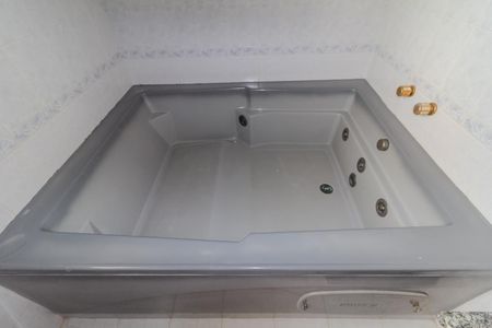 Casa para alugar com 152m², 3 quartos e 2 vagasBanheiro da Suíte