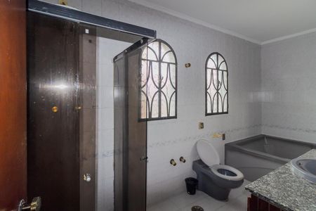 Casa para alugar com 152m², 3 quartos e 2 vagasBanheiro da Suíte