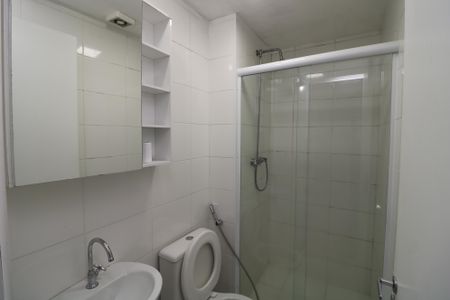 Banheiro de apartamento à venda com 1 quarto, 35m² em Jardim Ibitirama, São Paulo