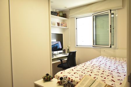 Apartamento à venda com 150m², 3 quartos e 2 vagasSuíte 2