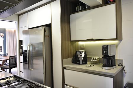 Apartamento à venda com 150m², 3 quartos e 2 vagasCozinha