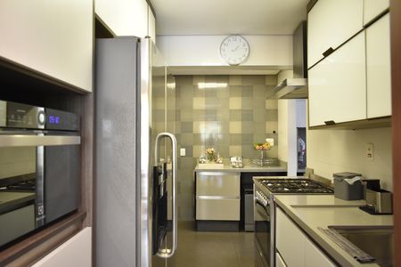 Apartamento à venda com 150m², 3 quartos e 2 vagasCozinha