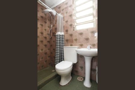 Banheiro de kitnet/studio à venda com 1 quarto, 32m² em Cidade Baixa, Porto Alegre