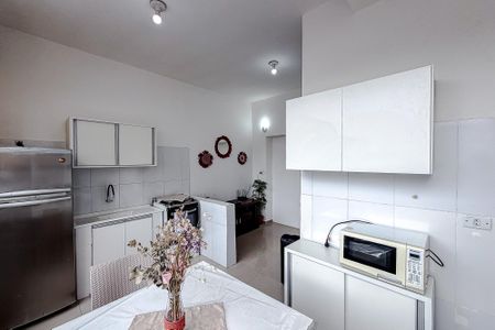 Casa para alugar com 55m², 1 quarto e sem vaga Casa para alugar com 55m², 1 quarto e sem vagaCozinha e Área de Serviço