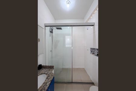 Banheiro de casa para alugar com 1 quarto, 55m² em Vila Deodoro, São Paulo