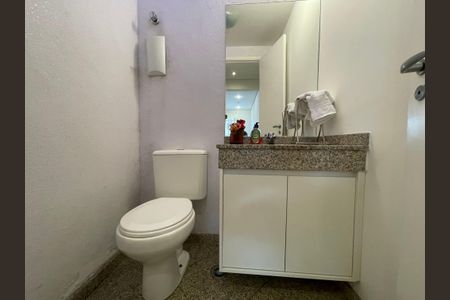 Apartamento para alugar com 170m², 4 quartos e 3 vagasLavabo
