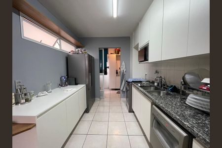 Apartamento para alugar com 170m², 4 quartos e 3 vagasCozinha