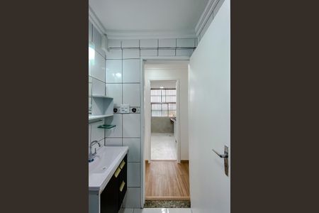 Studio para alugar com 37m², 1 quarto e sem vaga Studio para alugar com 37m², 1 quarto e sem vagaBanheiro Social