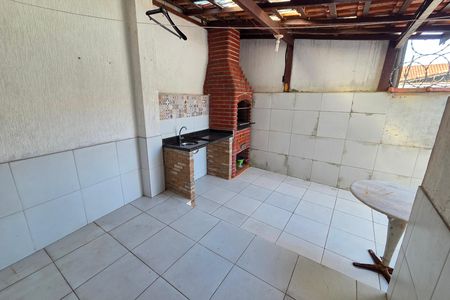 Área de Serviço de casa para alugar com 2 quartos, 100m² em Caiçara , Praia Grande