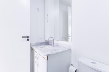 Banheiro da Suíte de apartamento para alugar com 1 quarto, 27m² em Vila Nova Conceição, São Paulo