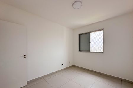 Apartamento à venda com 64m², 2 quartos e 1 vagaQuarto 2