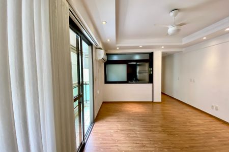 Apartamento para alugar com 85m², 2 quartos e 1 vaga Apartamento para alugar com 85m², 2 quartos e 1 vagaSala