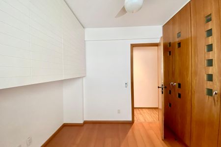 Apartamento para alugar com 85m², 2 quartos e 1 vaga Apartamento para alugar com 85m², 2 quartos e 1 vagaQuarto 2