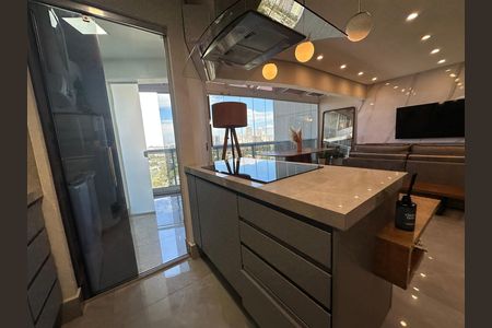 Cozinha de apartamento para alugar com 2 quartos, 108m² em Melville Empresarial Ii, Barueri