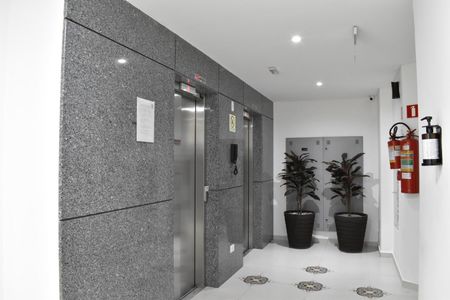 Studio para alugar com 31m², 1 quarto e sem vaga Studio para alugar com 31m², 1 quarto e sem vagaÁrea comum - Elevador