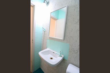 Casa para alugar com 125m², 3 quartos e 1 vaga Casa para alugar com 125m², 3 quartos e 1 vagaBanheiro Social