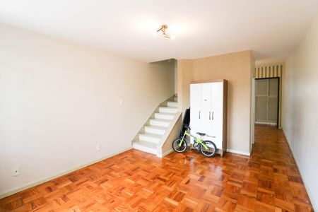 Casa para alugar com 125m², 3 quartos e 1 vaga Casa para alugar com 125m², 3 quartos e 1 vagaSala