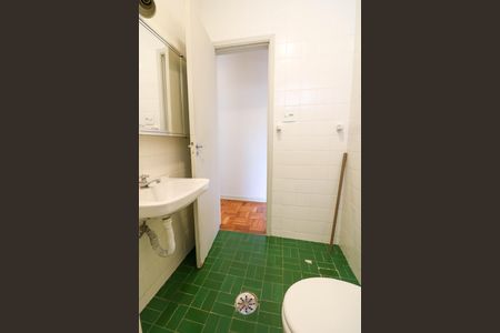 Casa para alugar com 125m², 3 quartos e 1 vaga Casa para alugar com 125m², 3 quartos e 1 vagaBanheiro de serviço