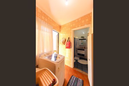 Casa à venda com 250m², 3 quartos e 2 vagas Casa à venda com 250m², 3 quartos e 2 vagasÁrea de Serviço